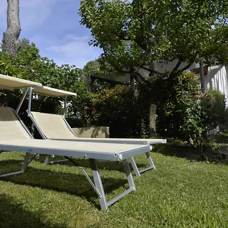 22 Garibaldi Bed & Breakfast