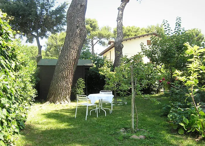 Bed & Breakfast 22 Garibaldi 4*